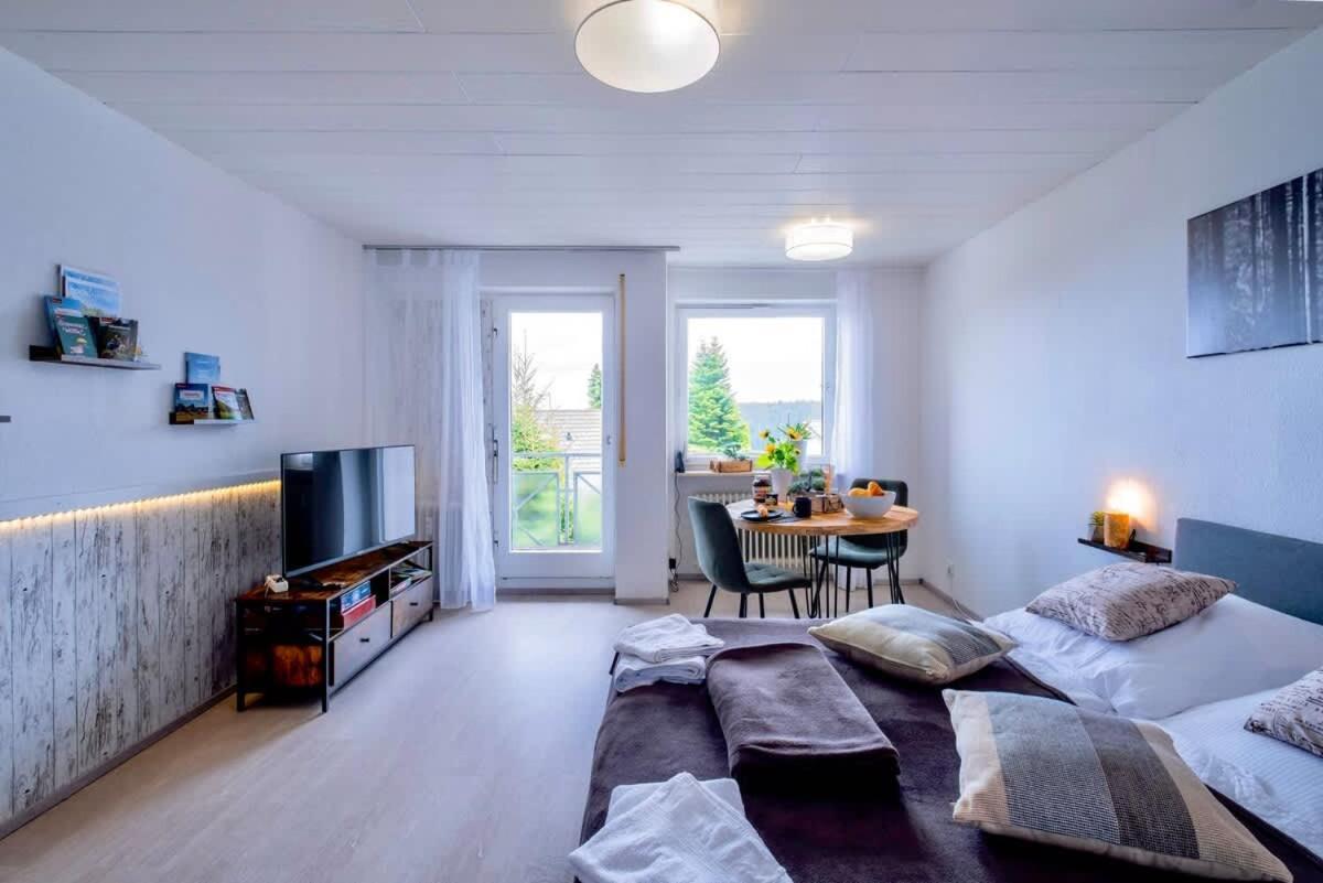 Relaxapartments Black Forest Nature Mit Beheiztem Indoor-Pool Und Sauna - Sonnenbalkon Mit Blick Ins Gruene, Schnelles Internet, Naehe Triberger Wasserfaelle, Fuer Bis Zu 2 Personen Schönwalde 外观 照片